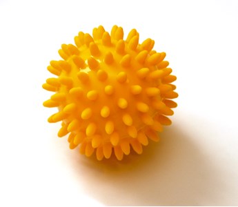 SISSEL Spiky Ball - loptica za masažu